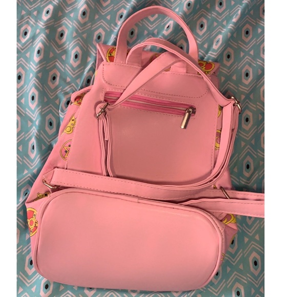 Sailor Moon Mini Transformation Brooch Backpack - Picture 8 of 8